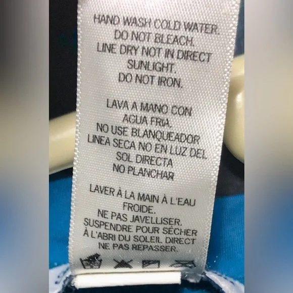 🌅Tommy Bahama Playful Playa Rash Guard Set - Picture 6 of 16